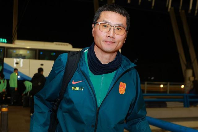 2点直播：国足对阵具世界杯经验的库拉索，邵佳