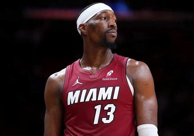 32分10助8中8命中成历史首例：CBA弃将佩恩在NBA书