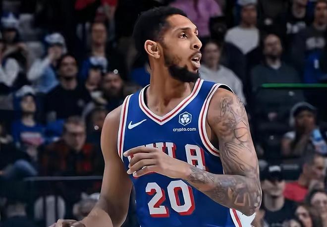 32分10助8中8命中成历史首例：CBA弃将佩恩在NBA书